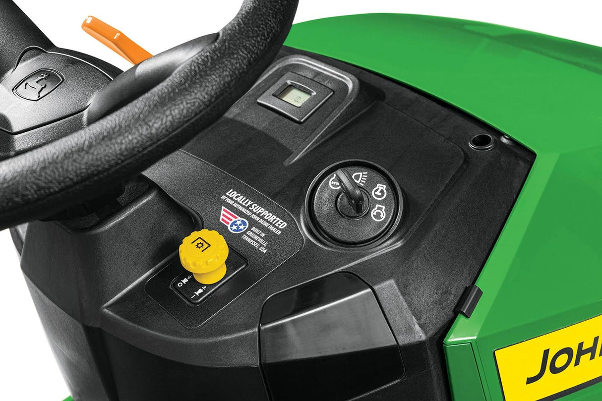 John Deere S140 48 in. 22 HP V-Twin GAS Hydrostatic Riding Lawn Tractor